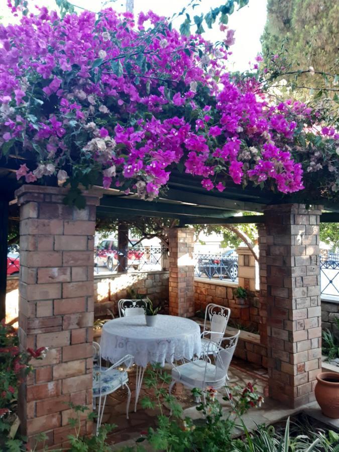 Apartament Veneto'S Garden Kardamyli Zewnętrze zdjęcie